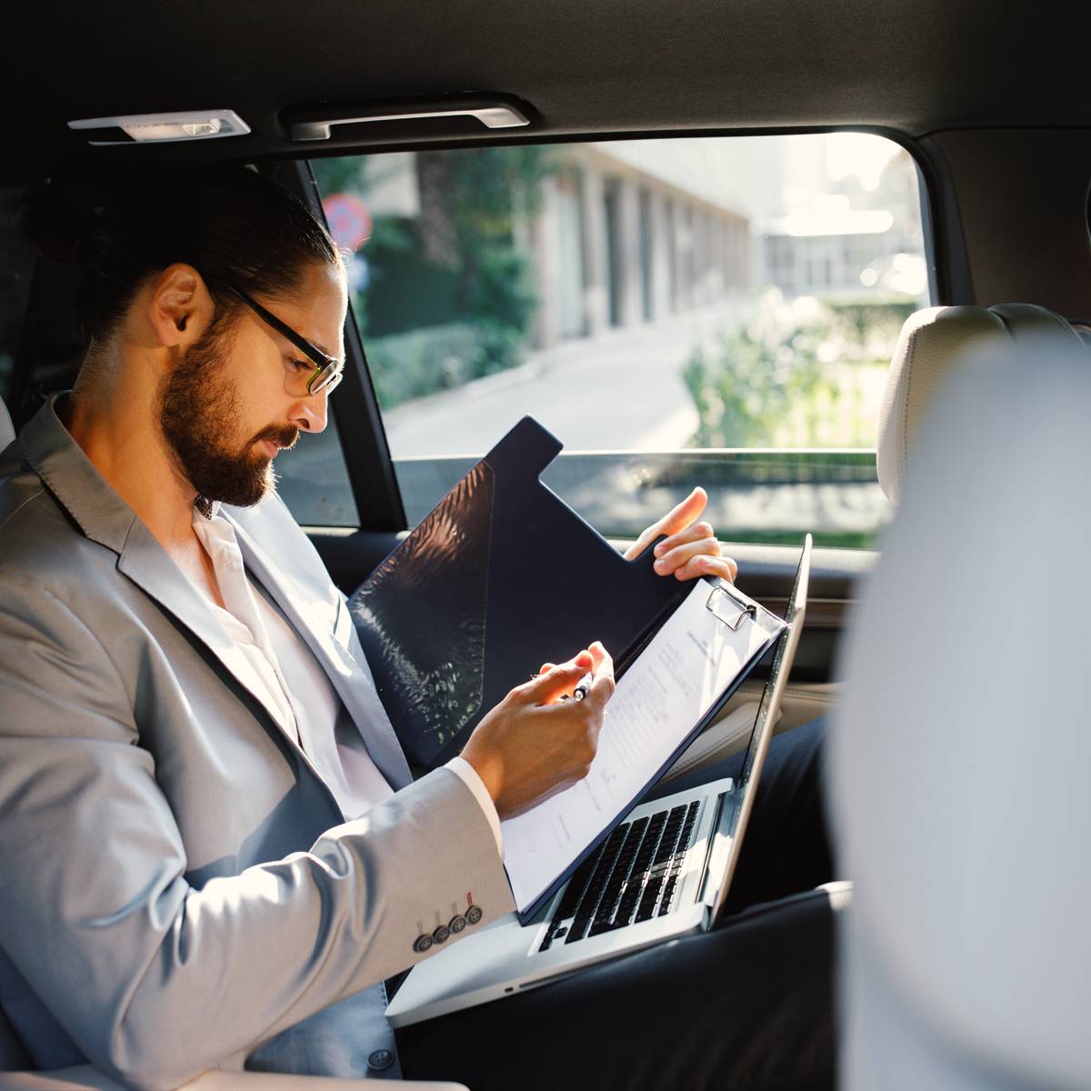 Business Transfers at Lectures and Fairs